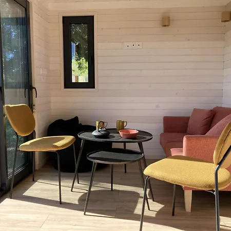 Joy Tiny House * Saint-Germain-le-Vieux